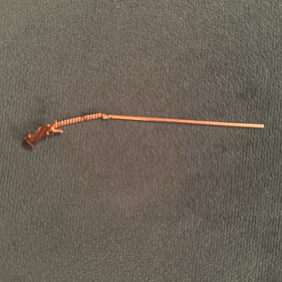 YSL CASSANDRE DROP EARRING - Picture 3 of 3